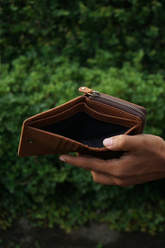 THE CHOTA FLIP ZIP WALLET