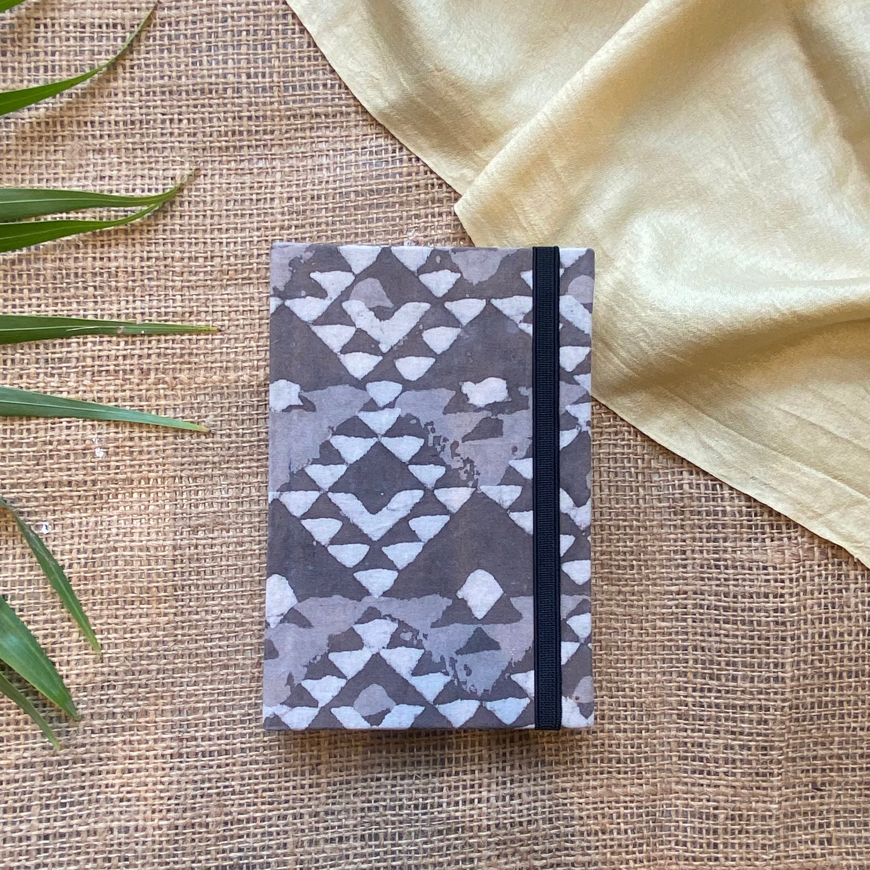 Block printed Handmade diary A6 with elastic band