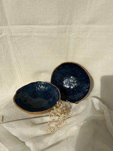 Cobalt pinched bowl